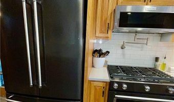 804 22nd St NW, Austin, MN 55912