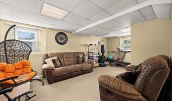 38 County St, Blackstone, MA 01504