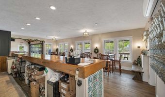 6 E Side Dr, Alton, NH 03810