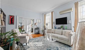 36 Kay St 1, Newport, RI 02840