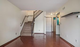 3088 Village Cir, Ann Arbor, MI 48108
