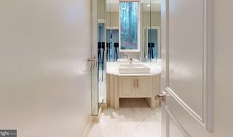 9629 EAGLE RIDGE Dr, Bethesda, MD 20817