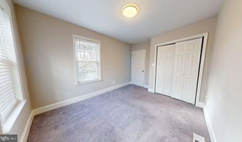 2011 N OAKLAND St, Arlington, VA 22207