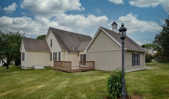 12 Braeburn Ln 12, Ashland, MA 01721