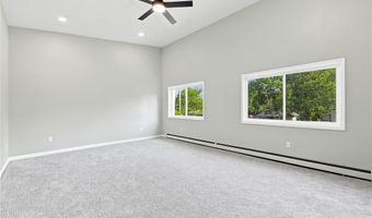 789 Lake St, Angola, NY 14006