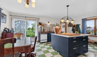 N8421 County Rd D, Algoma, WI 54201