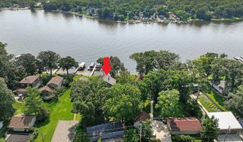 42385 N Woodbine Ave, Antioch, IL 60002