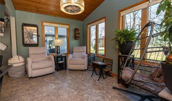 574 Pleasant View Dr NW, Alexandria, MN 56308