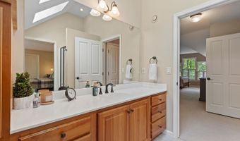 3120 Windmill Dr, Adrian, MI 49221
