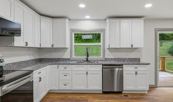 114 Alford St, Athens, TN 37303