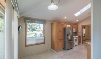 2724 Cedarwood Ct SE, Albany, OR 97322