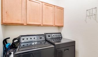 2037 W Periwinkle Way, Chandler, AZ 85248