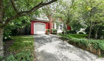 1812 N RANDOLPH St, Arlington, VA 22207