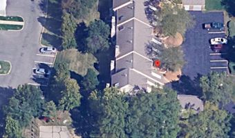 1003 Pocono Trl, Ballwin, MO 63021