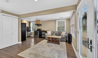 1040 Lindridge Dr NE, Atlanta, GA 30324