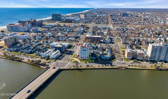 400 Deal Lake Dr 3A, Asbury Park, NJ 07712
