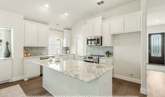 1013 Snowy Owl Dr, Alvarado, TX 76009