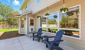 618 OAKHURST Dr, Cheyenne, WY 82009