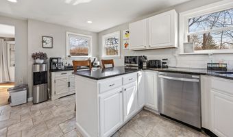 316 King St, Bristol, CT 06010