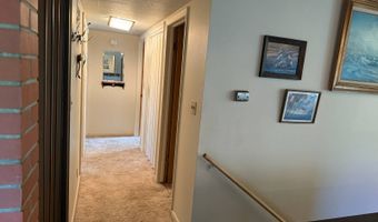 606 N Maple St, Ainsworth, NE 69210