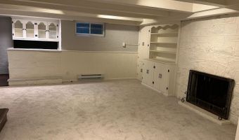 8514 WOODHAVEN Blvd, Bethesda, MD 20817
