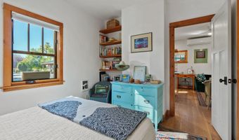 827 NW Delaware Ave, Bend, OR 97703