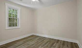 111 Lincoln St, Belton, SC 29627
