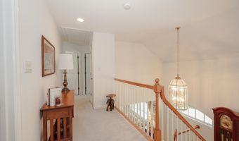 48 Essex Rd, Bedford, NH 03110