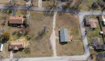 1302 Valley Ave, Ava, MO 65608