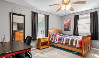 16 Breakneck Rd, Hudson, NH 03051