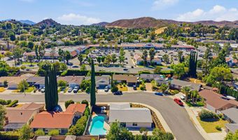5570 Rock Tree Dr, Agoura Hills, CA 91301