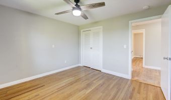 136 Juniper Ln, Berlin, CT 06037