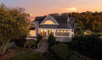 27 W Willow Ln, Charlestown, RI 02813