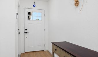 4009 Genine Dr, Oceanside, CA 92056