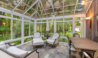 277 Main St, Bolton, MA 01740