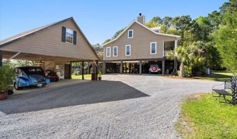 1343 Fifteen Mile Landing Rd, Awendaw, SC 29429