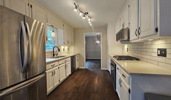 290 Oakmere Dr, Alpharetta, GA 30009