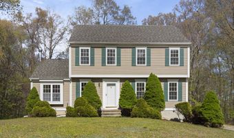 4 Davis Farm Rd, Clinton, CT 06413