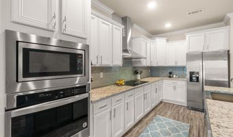 7004 Glen Eagle Dr, Biloxi, MS 39532