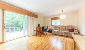 1877 Arlington Blvd, Ann Arbor, MI 48104