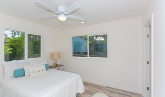 437 Kawailoa Rd, Kailua, HI 96734