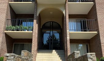 8316 TOBIN Rd 13, Annandale, VA 22003
