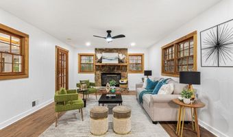 4390 Chelou Dr, Austell, GA 30106