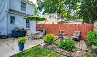 581 Palisades Dr, Akron, OH 44303
