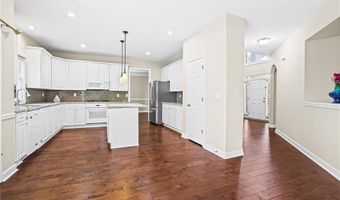 3010 Lakeside Ct, Alpharetta, GA 30005