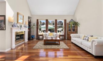 110 Osprey Dr, East Greenwich, RI 02818