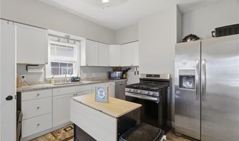 25 Hoppin Ave, East Providence, RI 02915