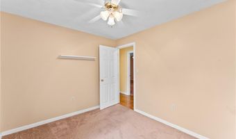 71 Hawthorne Pl, North Providence, RI 02904