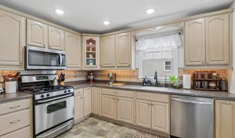 317 UNION Ave, Bellmawr, NJ 08031