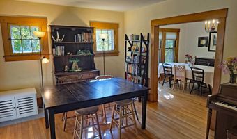 16 Vermont Ave, Brattleboro, VT 05301